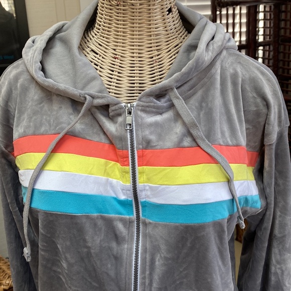 Soft Gray Velour Hoodie with stripes Size M - Picture 2 of 10